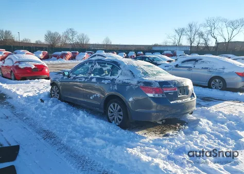 2012 Honda Accord 3.5 Ex-L из США, поврежденный, VIN 1HGCP3F88CA037577